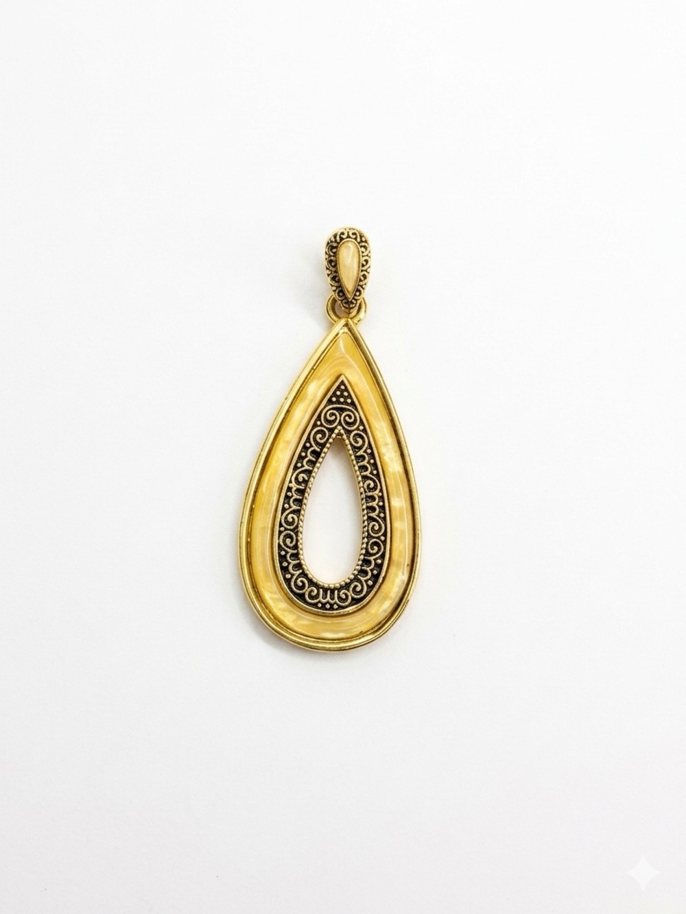 Gold Teardrop Pendant